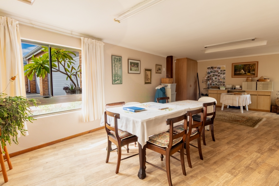 3 Bedroom Property for Sale in Van Riebeeckstrand Western Cape